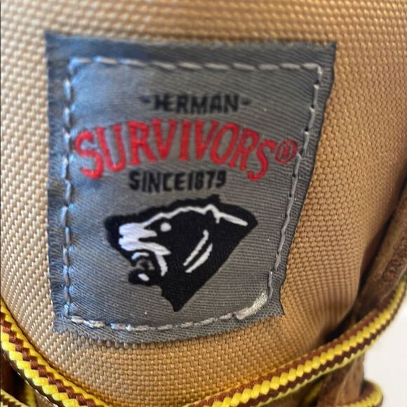 Tan High-Top steel Toe Ankle Boots with Padded Collar - Picture 3 of 8